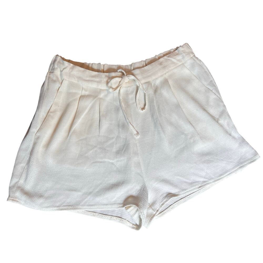 MNG Mango 100% Viscose White Shorts. Size Medium
